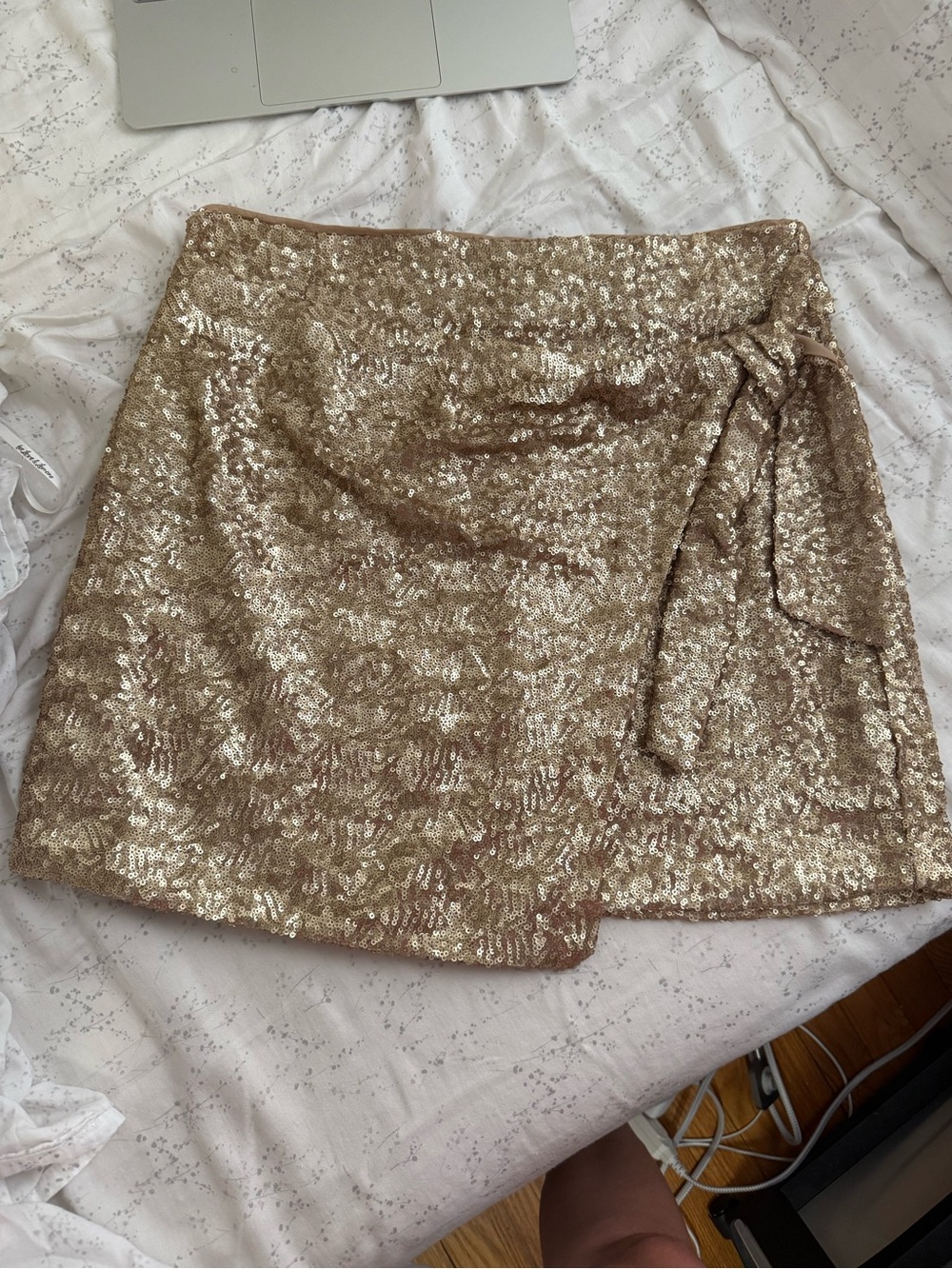 House of Harlow 1960 Gold Sequin Mini Skirt